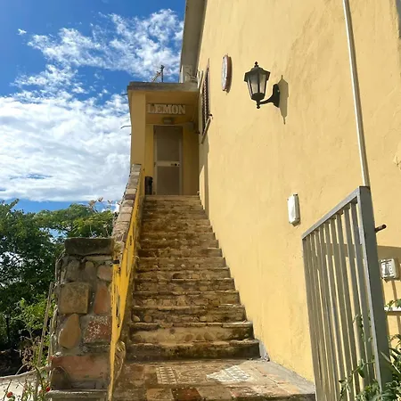 Bed & Breakfast Lemon